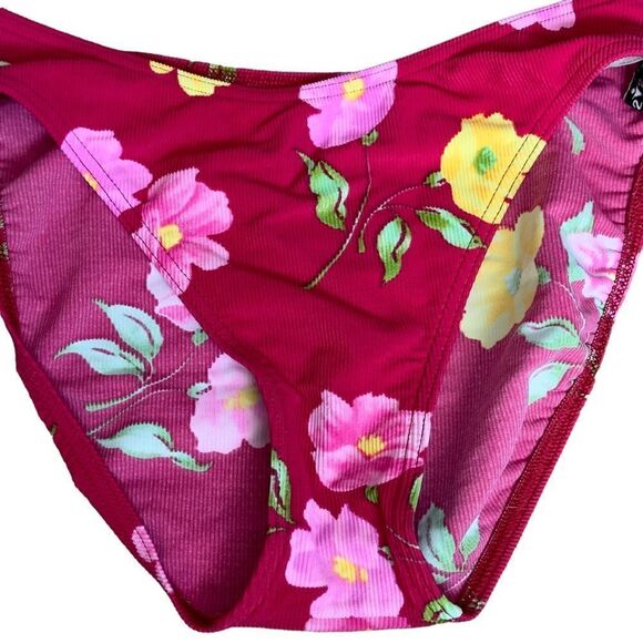 Bundle of 2 Floral Bikini Bottoms - Picture 12 of 16
